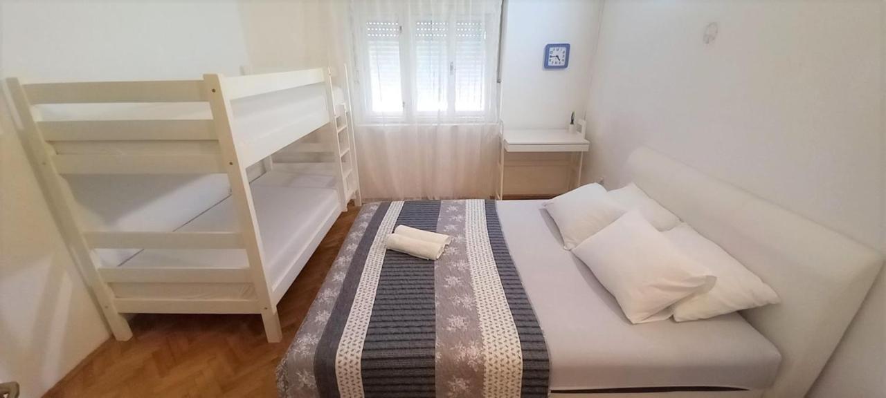 Apartment Tiger Lily Mostar Buitenkant foto