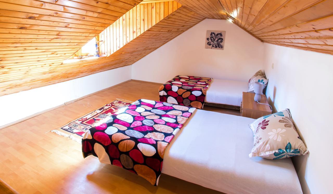 Apartment Tiger Lily Mostar Buitenkant foto