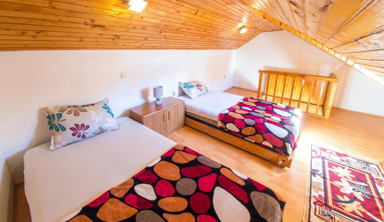 Apartment Tiger Lily Mostar Buitenkant foto